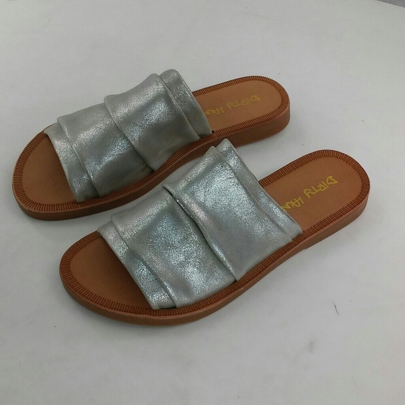 Best Buds By Dirty Laundry Slide Sandal, Silver Me - Picture 4 of 6
